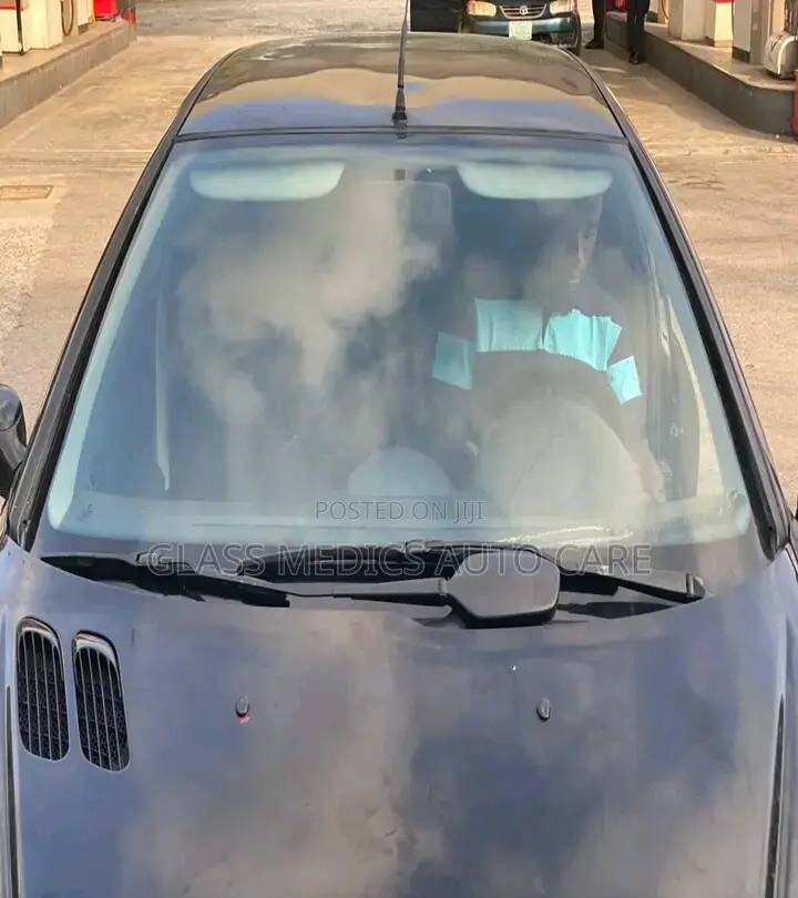 GlassMedics Auto Care