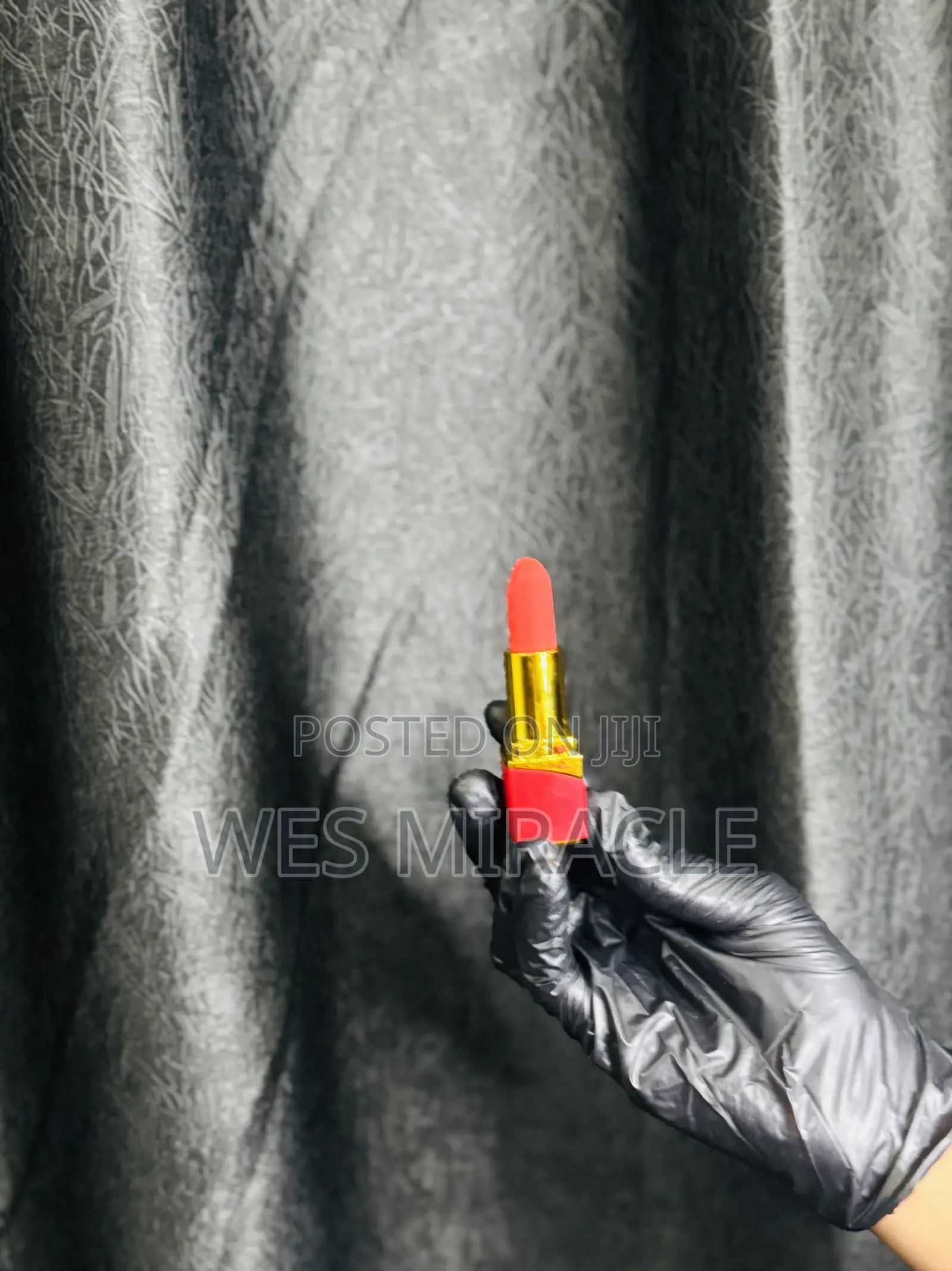 Lipstick Vibrator