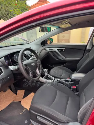 Hyundai Elantra 2012 Red