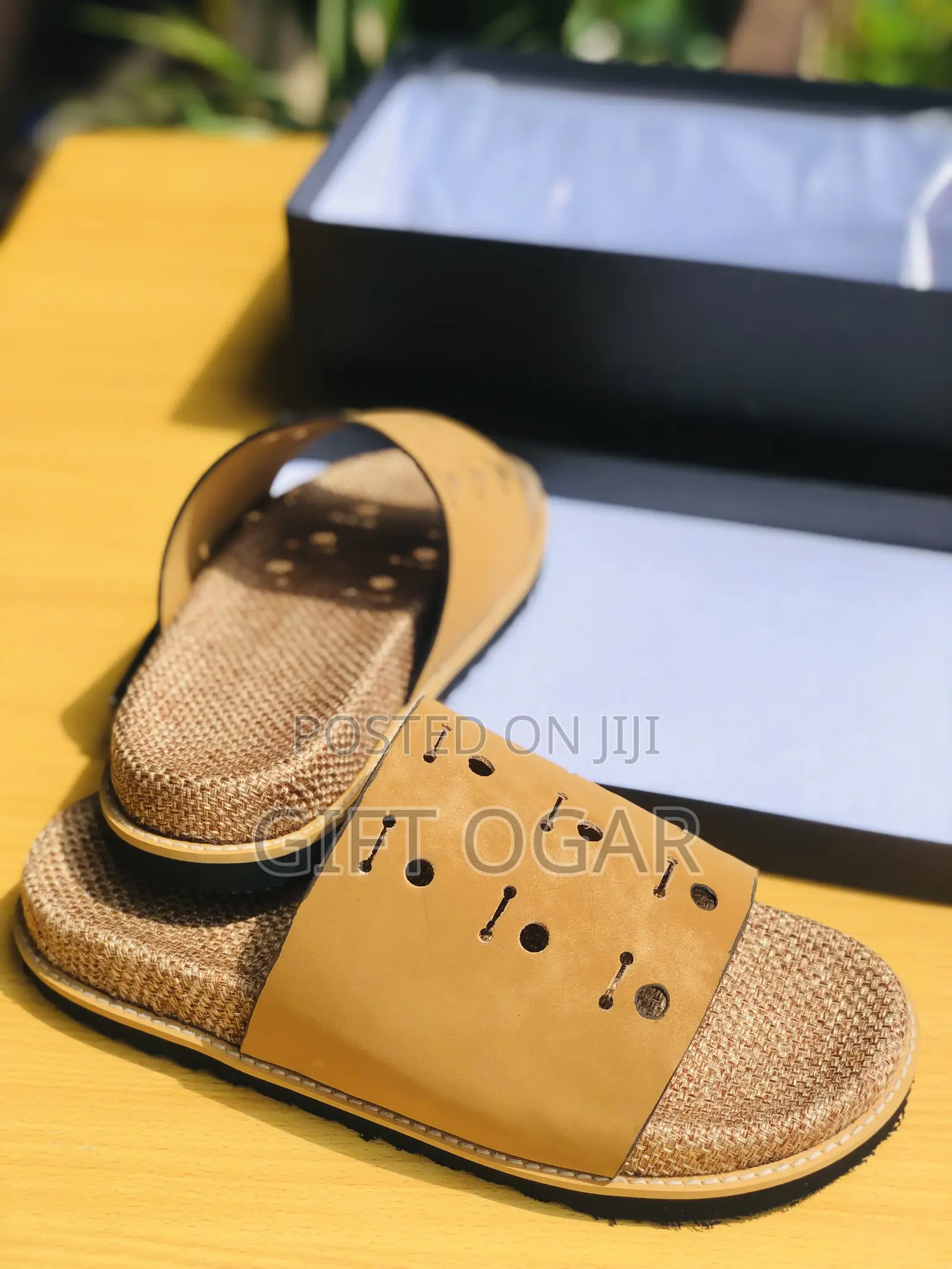 Italian Quality Fancy Leathers Pam