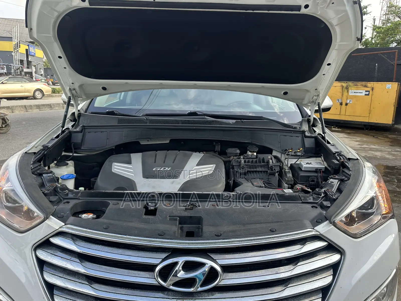 Hyundai Santa Fe 2016 White