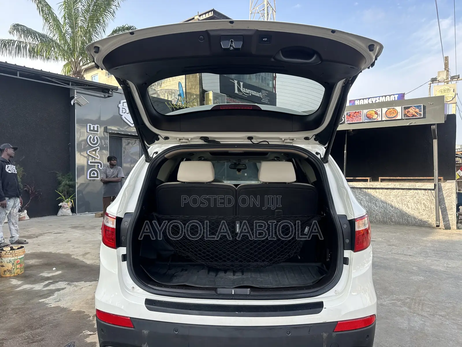 Hyundai Santa Fe 2016 White