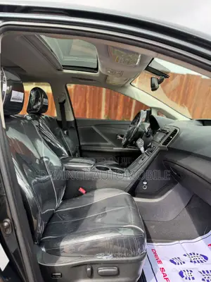 Toyota Venza Limited 4dr Wagon AWD (3.5L 6cyl 6A) 2014