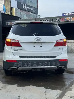 Hyundai Santa Fe 2016 White