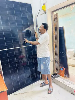 Black Face 710watts Panels