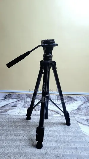 Yunteng VCT-888RM Professional Heavy-Duty Camera Tripod