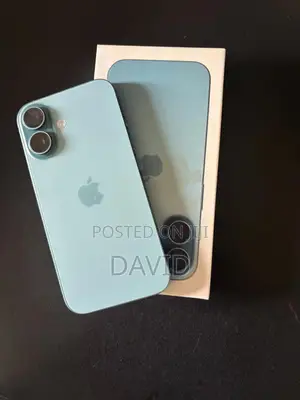 Apple iPhone 16 128 GB Green