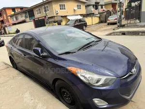 Hyundai Elantra 2010 Blue