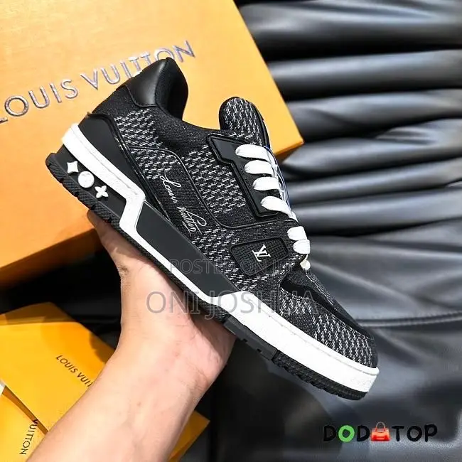 Lv Sneakers