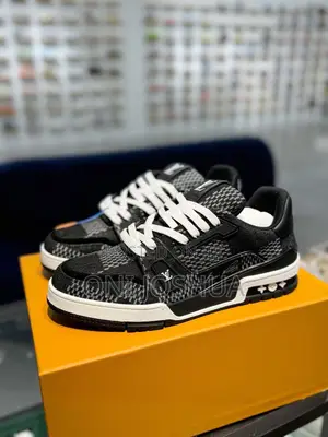 Lv Sneakers