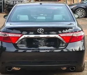 Toyota Camry XLE 4dr Sedan (3.5L 6cyl 6A) 2015 Black