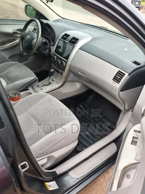 Toyota Corolla S 4dr Sedan (1.8L 4cyl 4A) 2012 Gray
