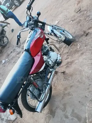 Bajaj Boxer 2023 Red