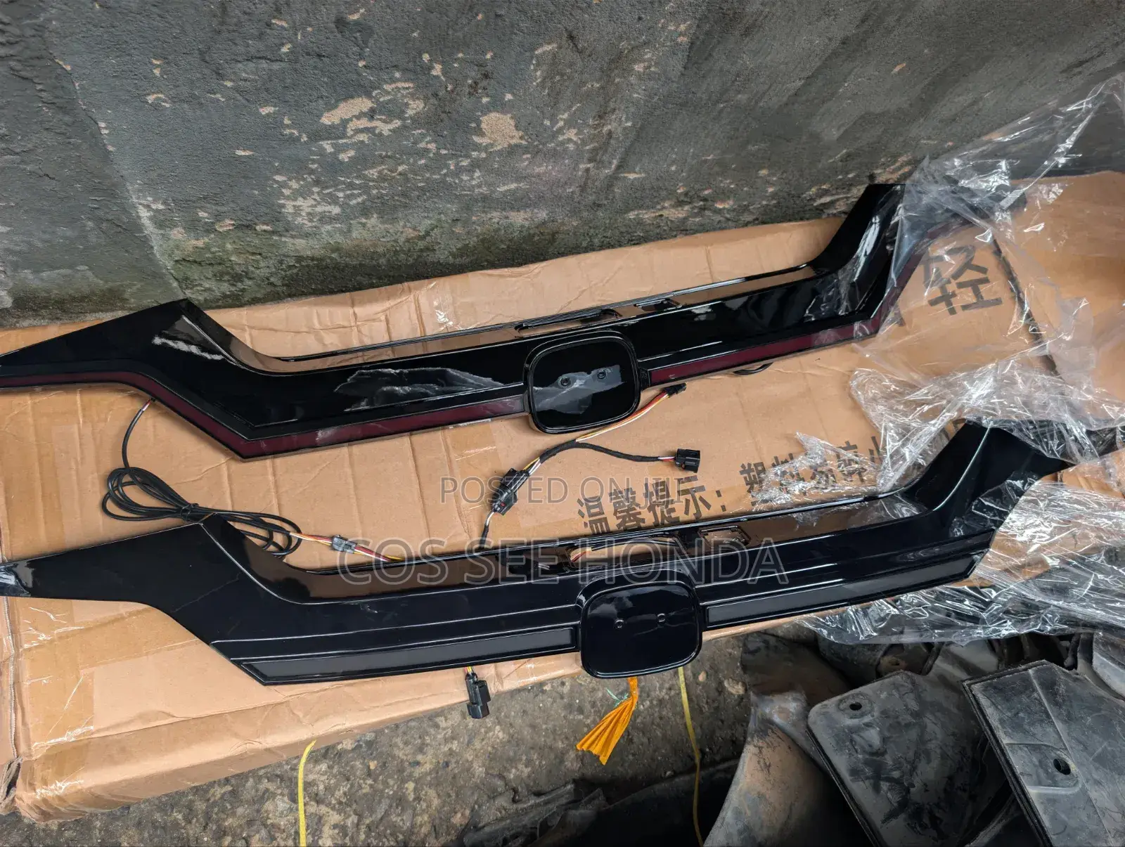 Booth Plastic Light 2018 Accord