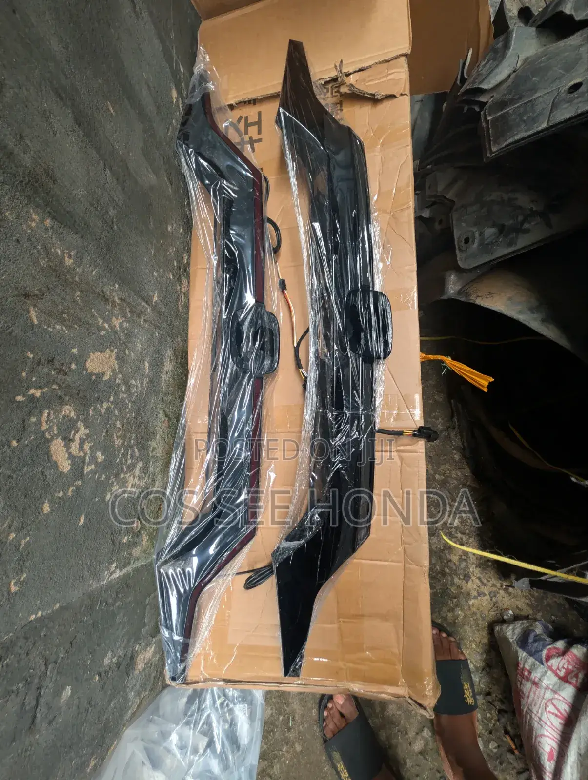 Booth Plastic Light 2018 Accord