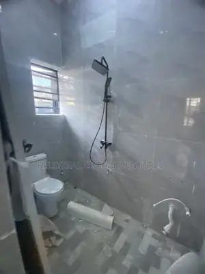Mini Flat in Liberty Estate, Ago Palace for rent