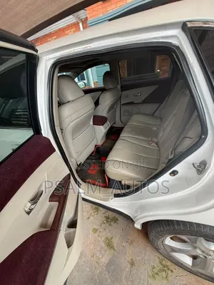 Toyota Venza V6 AWD 2010 White