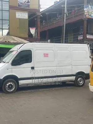 Renault Master 2012 White