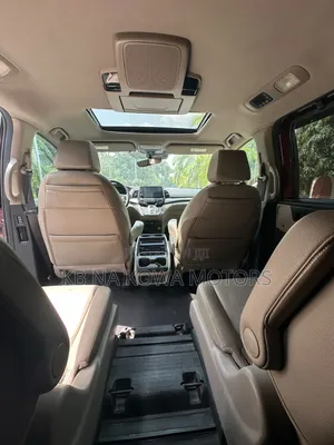 Honda Odyssey 2022 Red