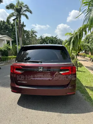 Honda Odyssey 2022 Red