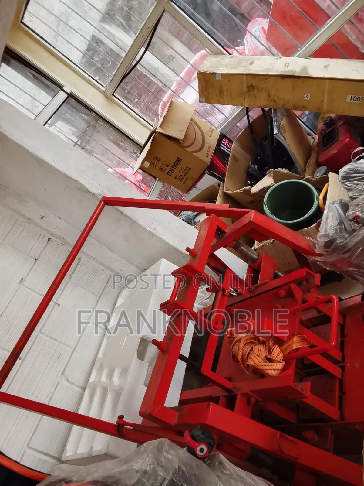 Portable Engine Molding Block Machine.