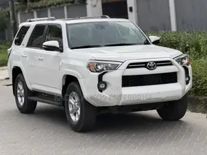 Toyota 4-Runner 2023 White