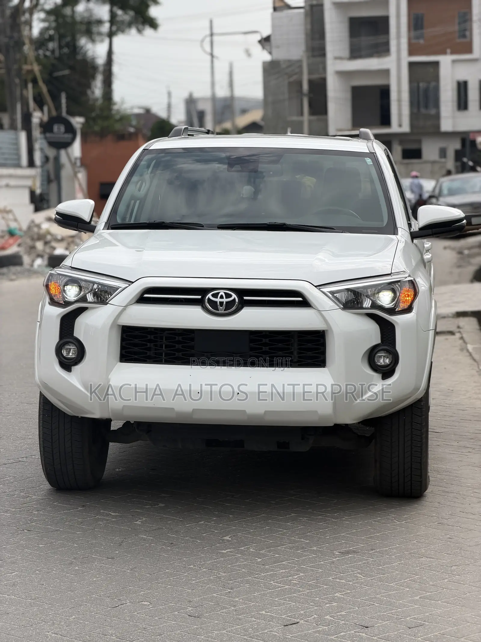 Toyota 4-Runner 2023 White