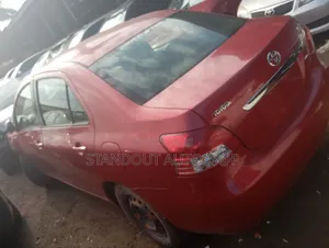 Toyota Yaris 2007 Red