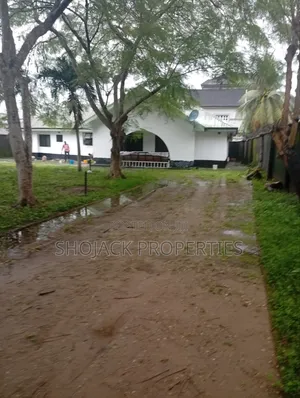 Furnished 4bdrm Bungalow in Agip Estate, Diobu Mile 4 for rent