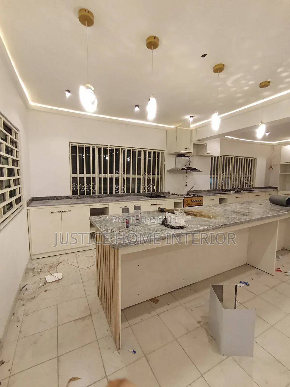 Morden Kitchen Cabinet