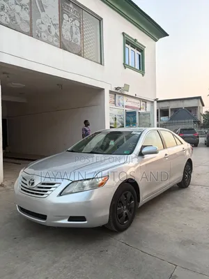 Toyota Camry 2009 Silver