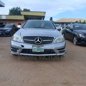 Mercedes-Benz C300 Luxury Sedan AWD (3.0L 6cyl 7A) 2008 Silver