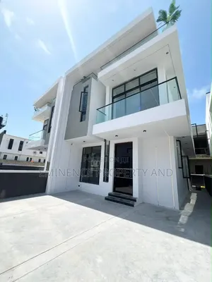 4bdrm Duplex in Ikota for sale