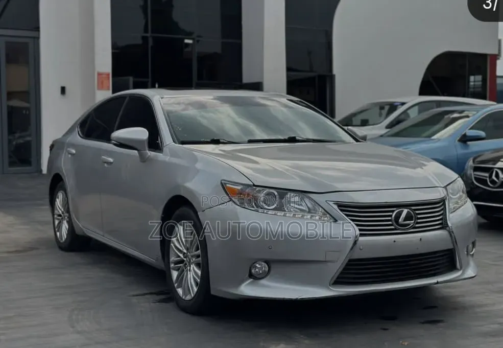 Lexus ES 2014 Silver