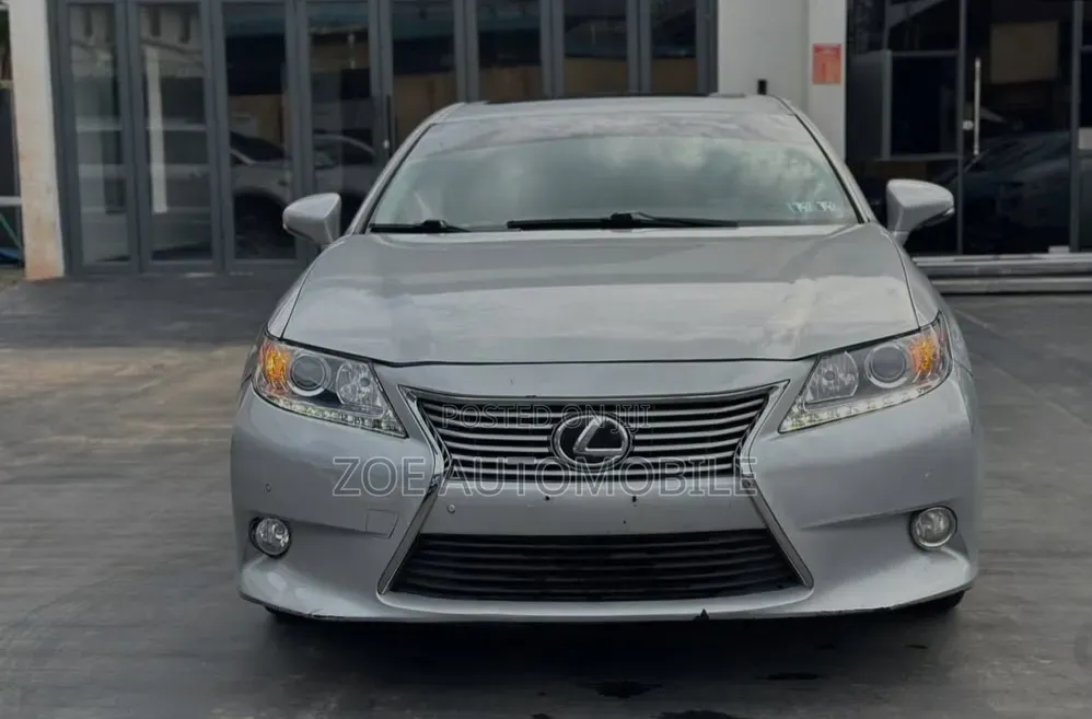Lexus ES 2014 Silver