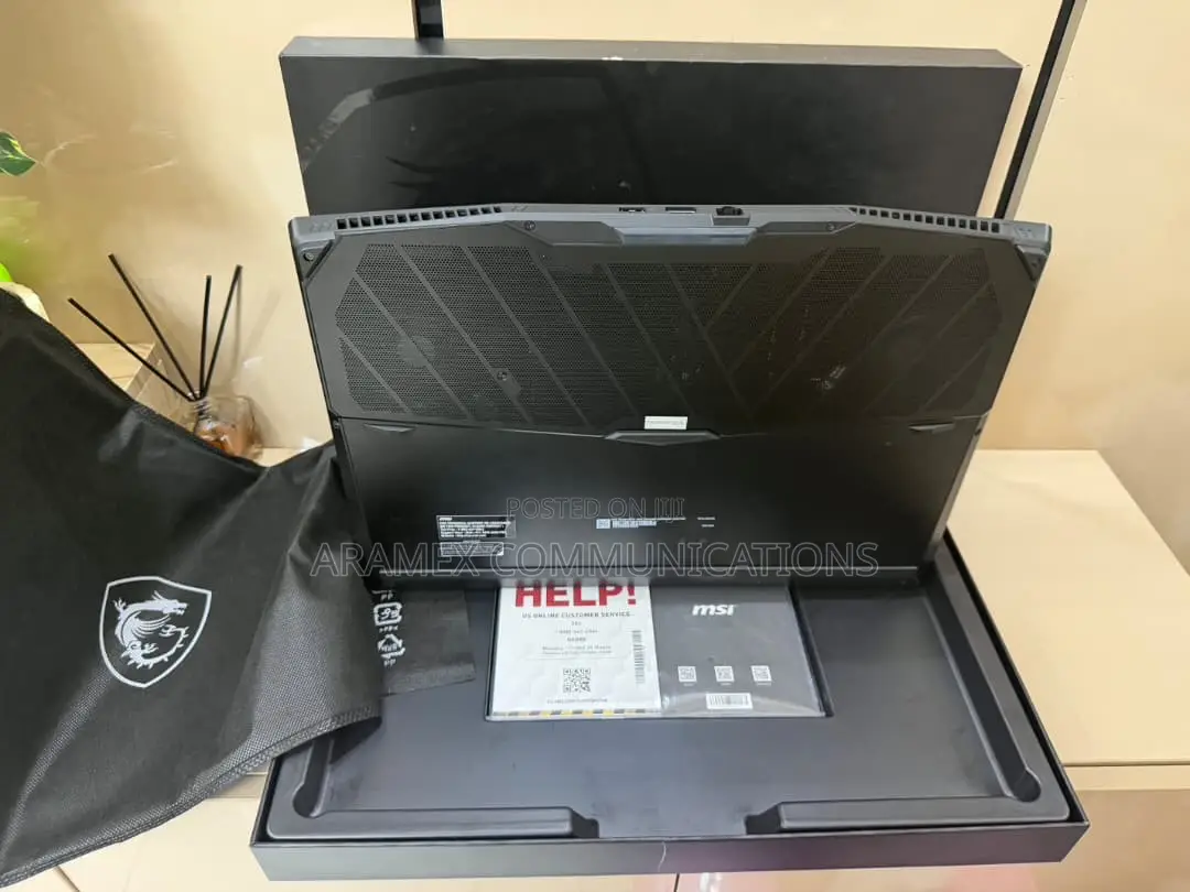 Laptop MSI Stealth GS77 16GB Intel Core i9 SSD 1T