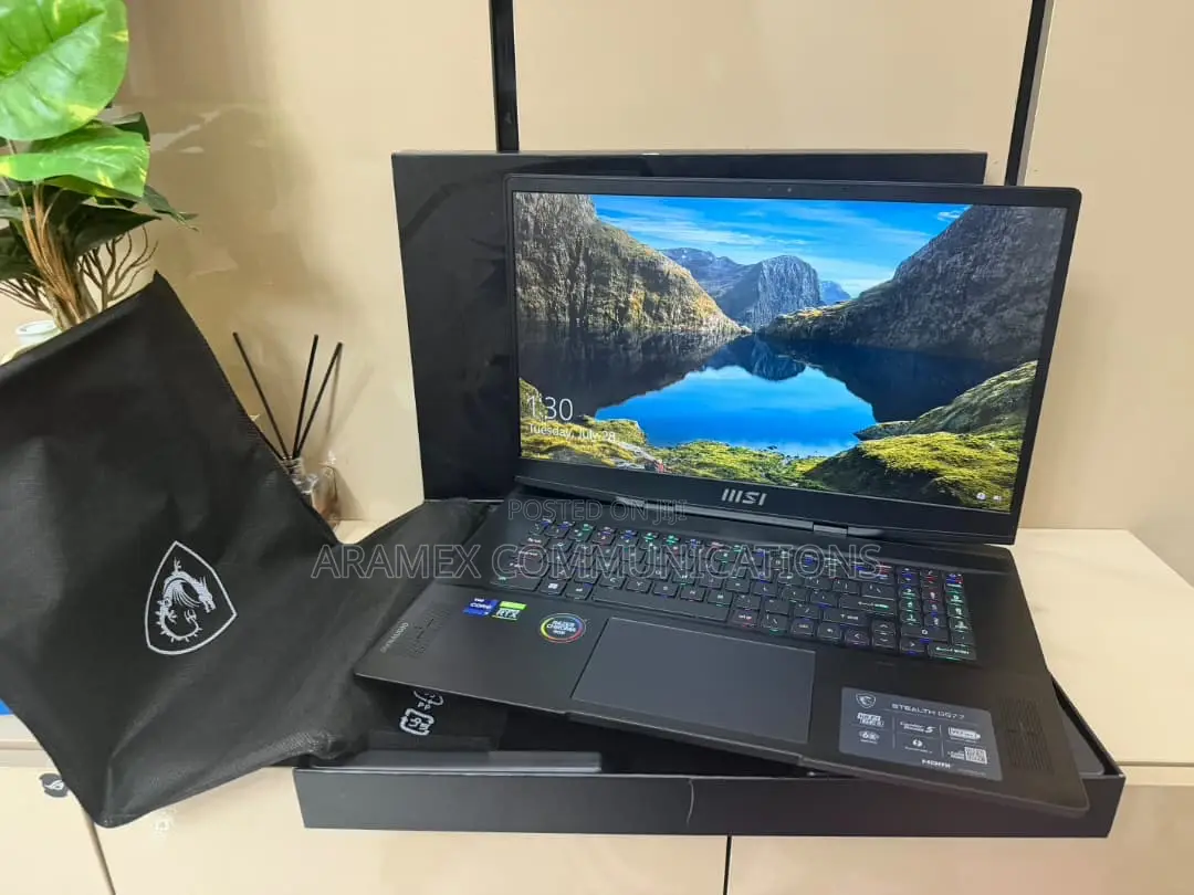 Laptop MSI Stealth GS77 16GB Intel Core i9 SSD 1T