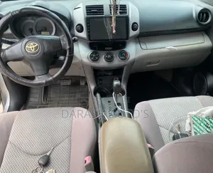 Toyota RAV4 2009 Silver