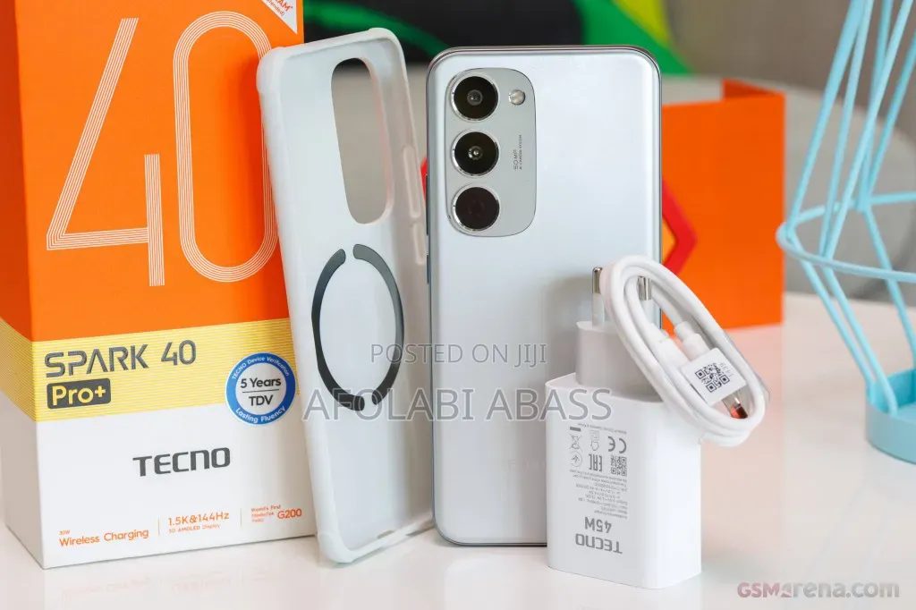 Tecno Spark 40 Pro+ 256 GB Silver