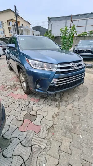 Toyota Highlander 2015 Blue