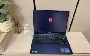 Laptop MSI Stealth 16 Studio A13VG 16GB Intel Core Ultra 9 SSD 1T