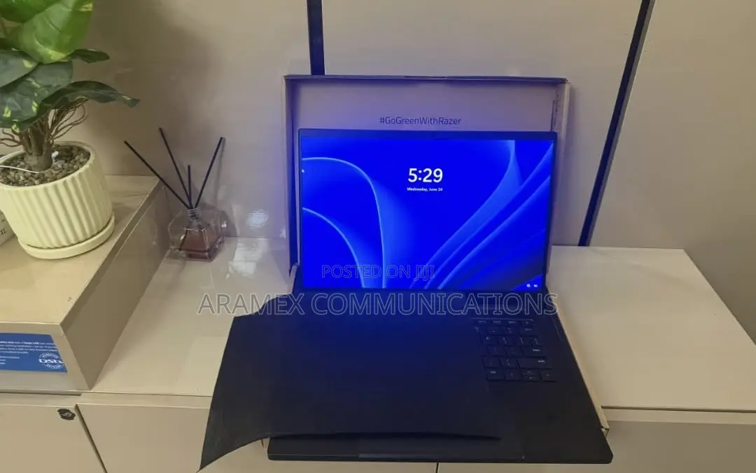 Laptop Razer Blade 16GB AMD Ryzen 9 SSD 1T