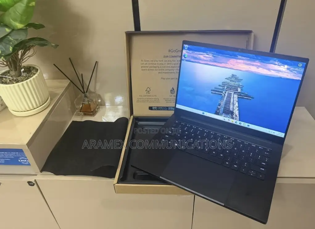 Laptop Razer Blade 16GB AMD Ryzen 9 SSD 1T