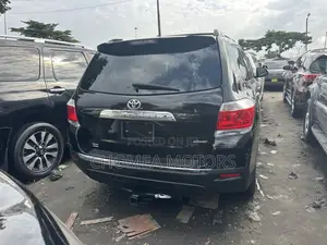Toyota Highlander 2012 Black