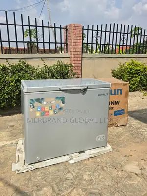 Skyrun Chest Freezer 200l