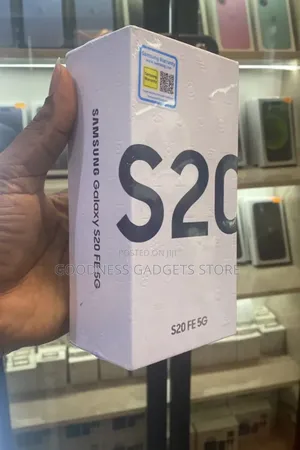 New Samsung Galaxy S20 FE 5G 128 GB Blue