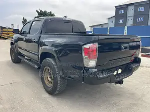 Toyota Tacoma 2019 Black