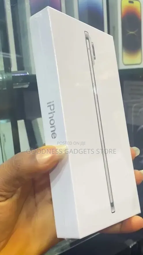 New Apple iPhone Air 256 GB Silver
