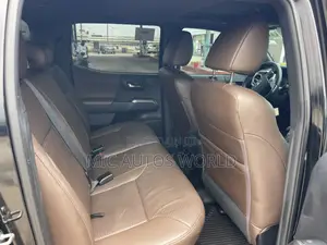 Toyota Tacoma 2019 Black