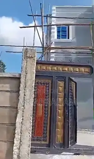 12bdrm Apartment in Ojo for sale